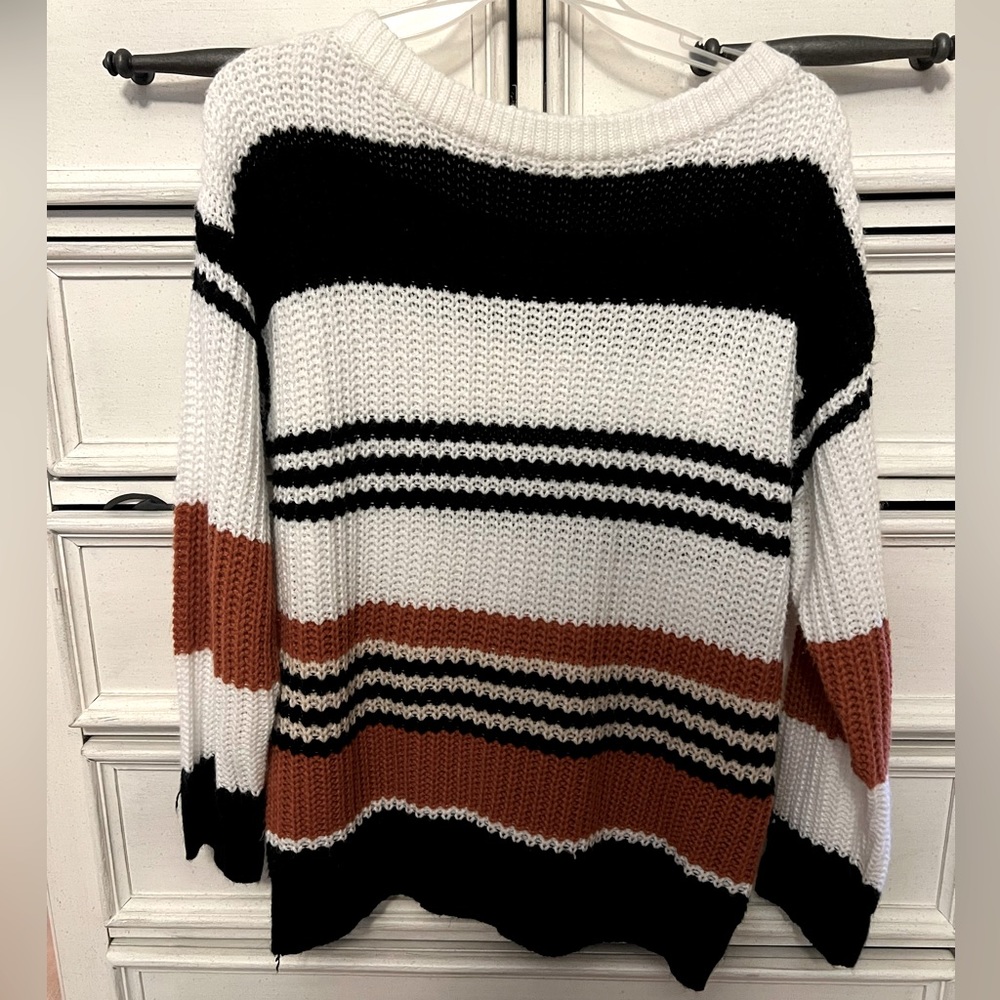 Knit sweater
